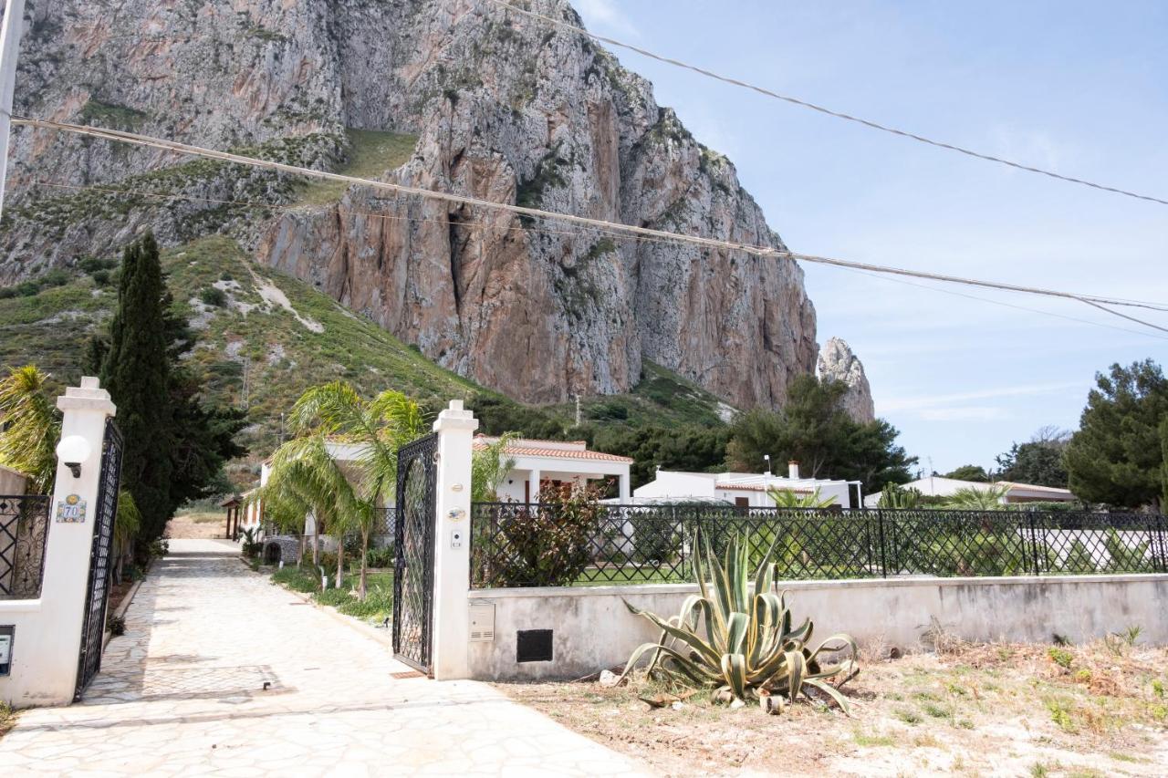 Casa Laura Di Fronte La Tonnara Villa Сан Вито ло Капо Екстериор снимка