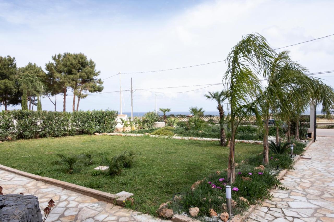 Casa Laura Di Fronte La Tonnara Villa Сан Вито ло Капо Екстериор снимка